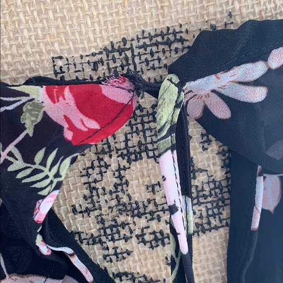 Soho new york and company Floral top - Picture 4 of 4